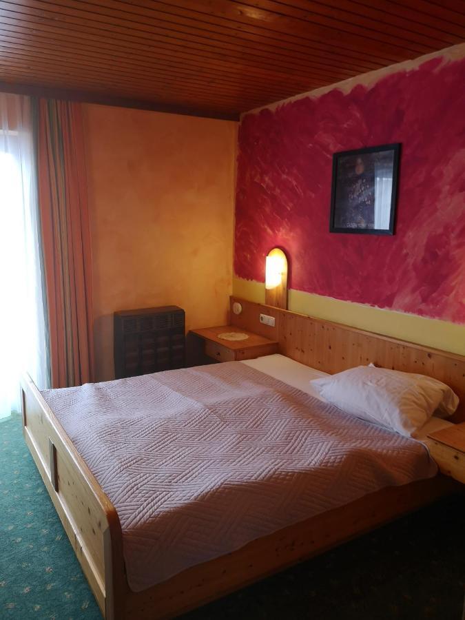 Hotel Wirt Z'Minsta อัลท์มุนสเตอร์ ภายนอก รูปภาพ